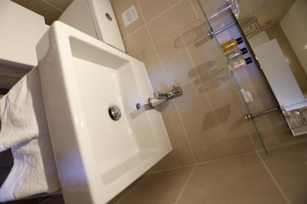 Langaller Manor House Тонтон Номер фото